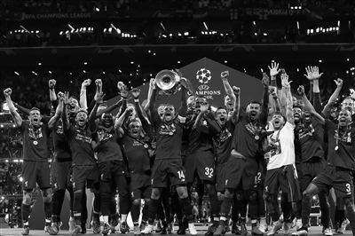 世预赛英格兰队内创造机会前10：赖斯第1、拉什福德、贝林第2（英格兰世预赛队内机会创造前十：赖斯居首，拉什福德与贝林并列第二）