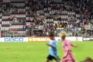 巴萨前助教：我曾劝小罗要保持状态，最后他下午来找我单练（前巴萨助教：曾劝小罗保持状态，后来他下午找我单独加练）