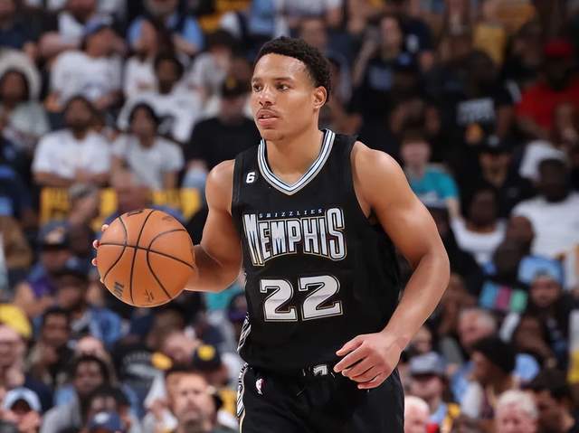 莱切2-1都灵，班达、拉萨纳-库利巴利建功（班达、拉萨纳-库利巴利破门，莱切2-1击败都灵）