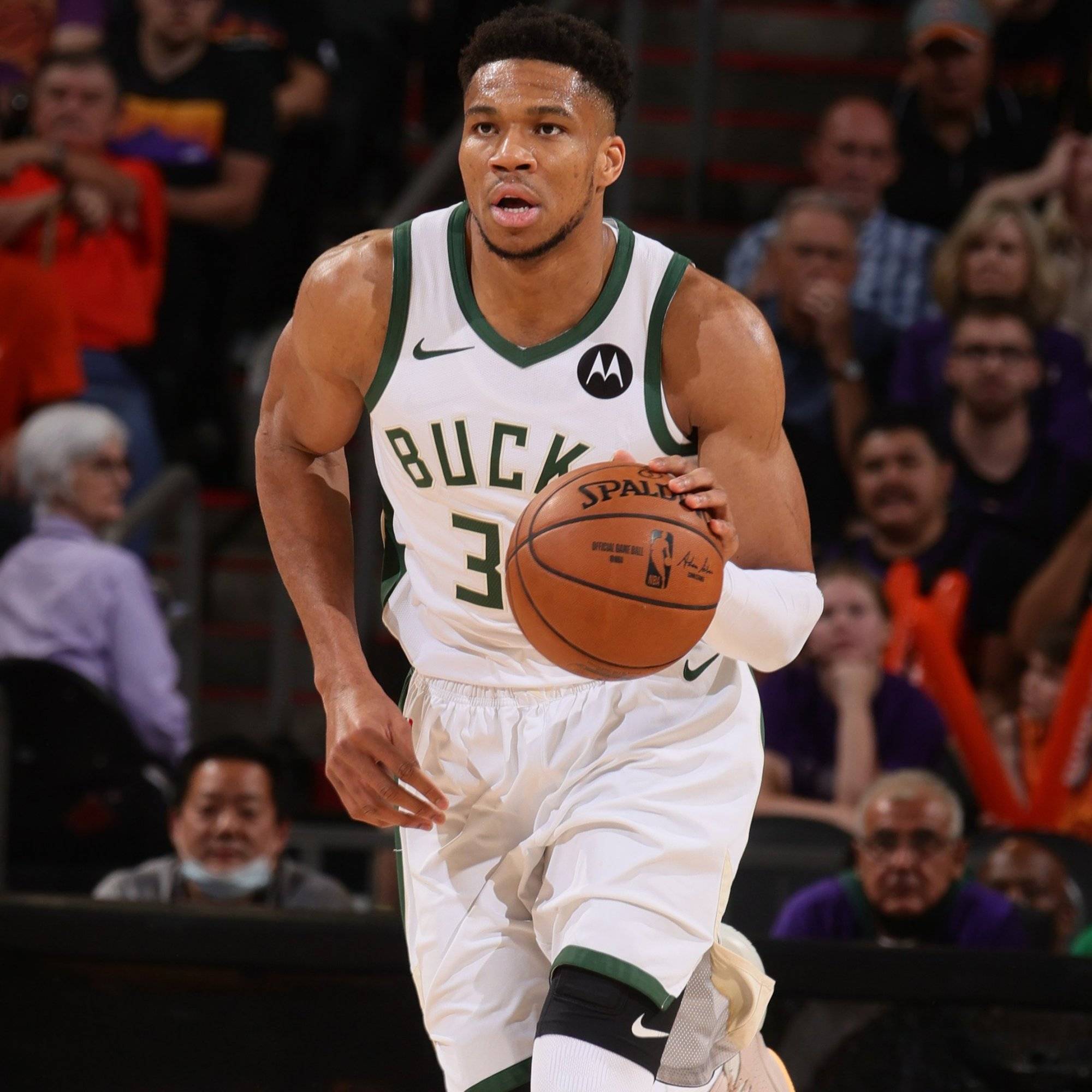 法尔克：拜仁认为超6500万欧签雅克松太贵，在关注弗拉霍维奇（法尔克：拜仁嫌雅克松6500万欧以上太贵，转而关注弗拉霍维奇）