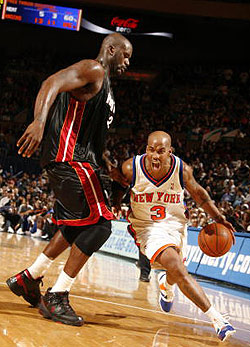 波兰主帅：莱万能在11月出场；巴萨和弗里克没对他感到不满（波兰主帅：莱万11月可出战，巴萨与弗里克并无不满）