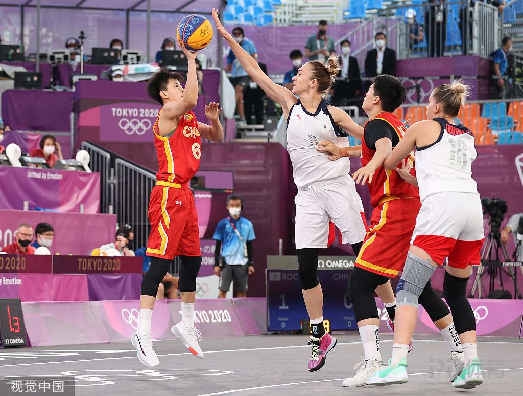 戏剧性拉满，内马尔自八月初后首次破门随后又送出一粒点球（戏剧拉满：内马尔收获八月初后首球，转身又送点球）