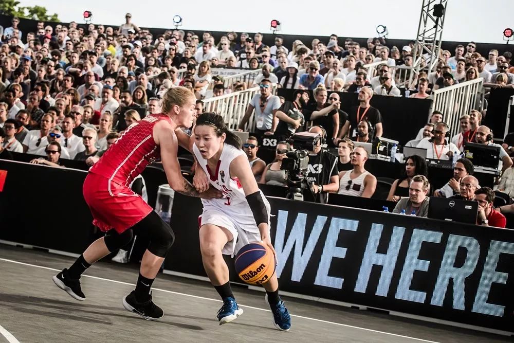 青训新规正式执行，俱乐部转会模式被迫改变（青训新政落地，俱乐部转会格局被动调整）