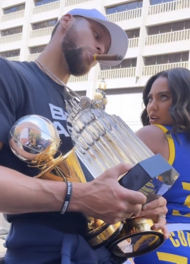 迪马：普利希奇病情好转，已前往都灵与球队会合（迪马：普利希奇情况好转，已抵都灵与球队汇合）